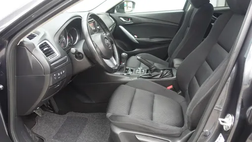 MAZDA 6 -