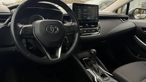 TOYOTA Corolla -