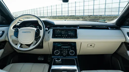 LAND ROVER Range Rover Velar -