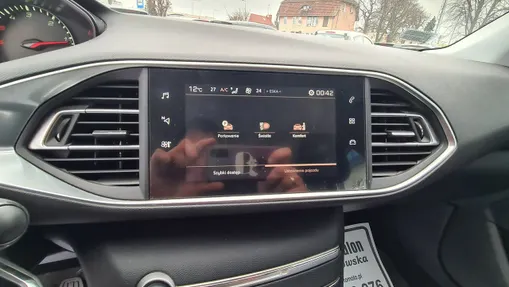 PEUGEOT 308 -