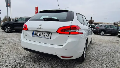 PEUGEOT 308 -