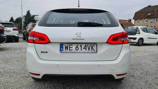 PEUGEOT 308 -