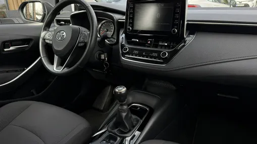 TOYOTA Corolla -