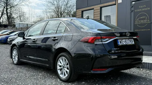 TOYOTA Corolla -