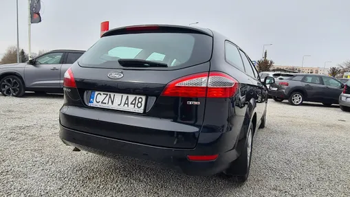FORD Mondeo -