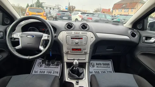 FORD Mondeo -
