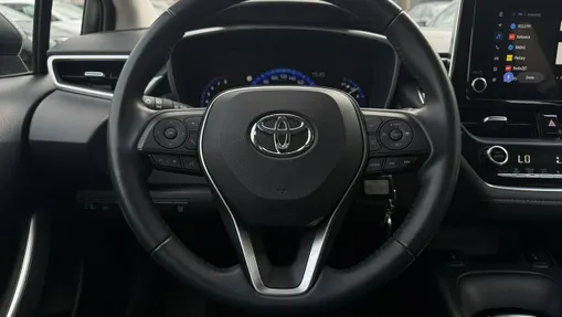 TOYOTA Corolla -