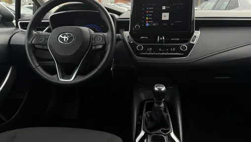 TOYOTA Corolla -