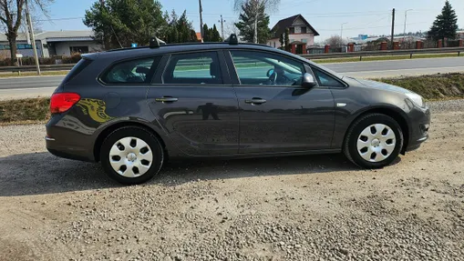 OPEL Astra -