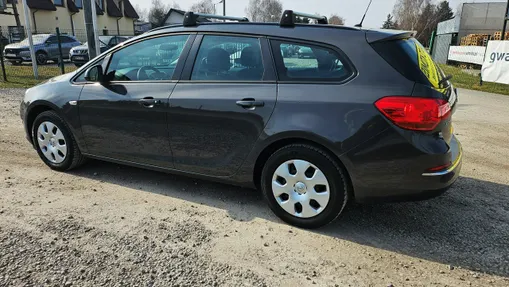 OPEL Astra -