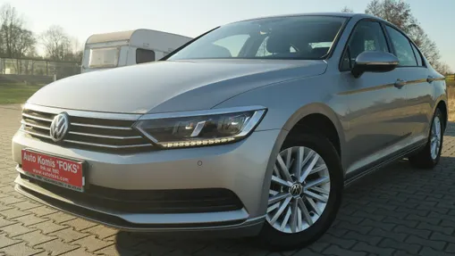 VOLKSWAGEN Passat -