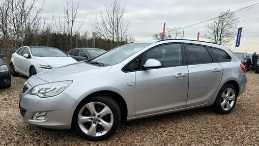 OPEL Astra -