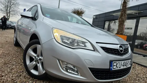 OPEL Astra -