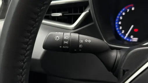 TOYOTA Corolla -