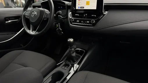 TOYOTA Corolla -
