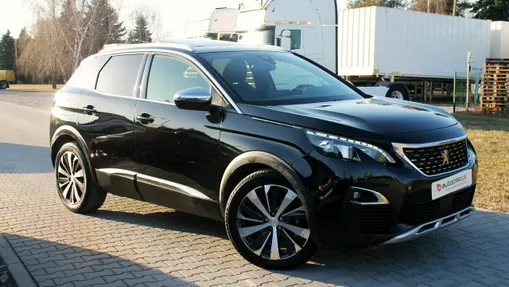 PEUGEOT 3008 -