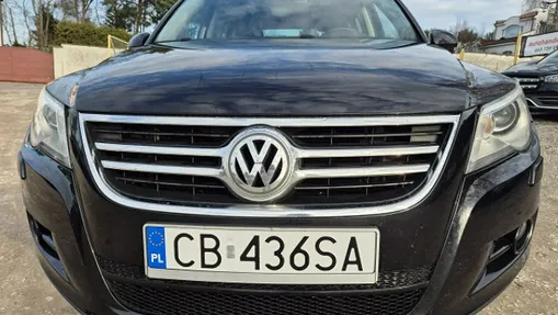 VOLKSWAGEN Tiguan -
