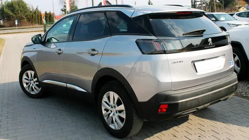 PEUGEOT 3008 -