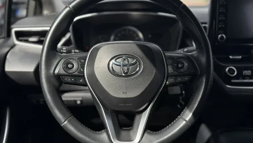 TOYOTA Corolla -
