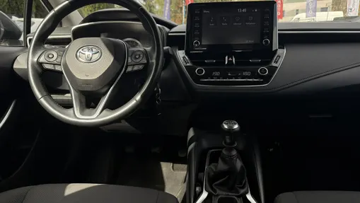 TOYOTA Corolla -