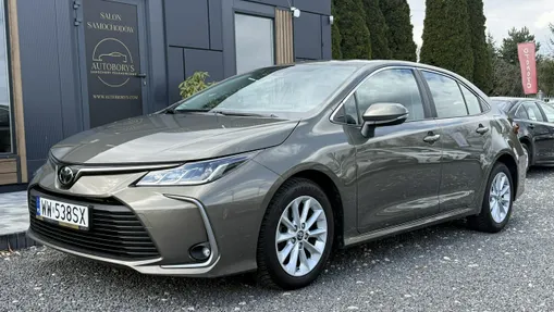TOYOTA Corolla -