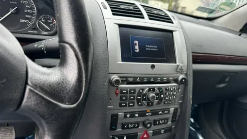 PEUGEOT 407 -