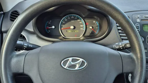HYUNDAI i10 -