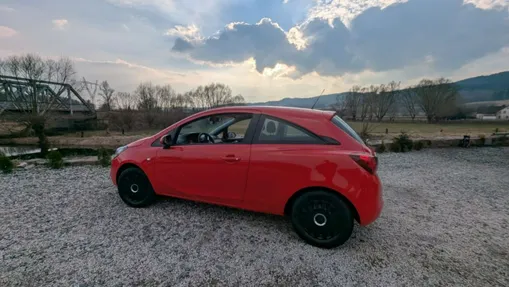 OPEL Corsa -