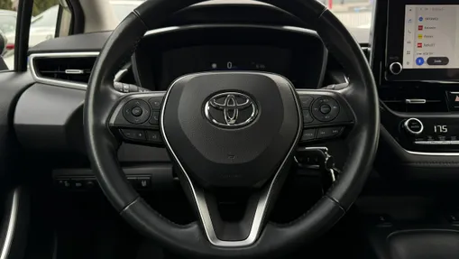 TOYOTA Corolla -