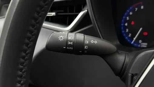 TOYOTA Corolla -