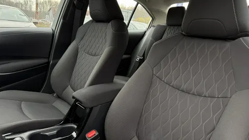 TOYOTA Corolla -