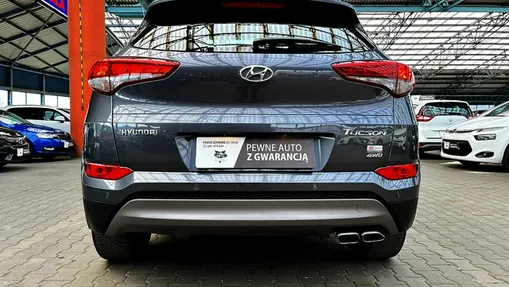 HYUNDAI Tucson -