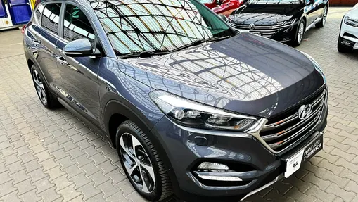 HYUNDAI Tucson -