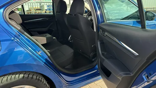 SKODA Octavia -