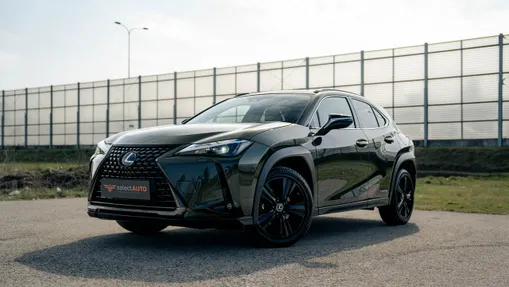 LEXUS UX -