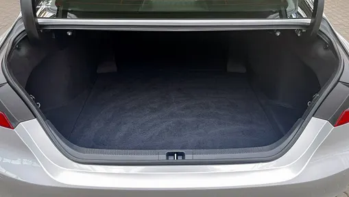 TOYOTA Camry -