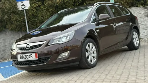 OPEL Astra -