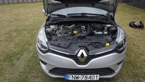RENAULT Clio -