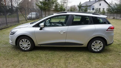RENAULT Clio -