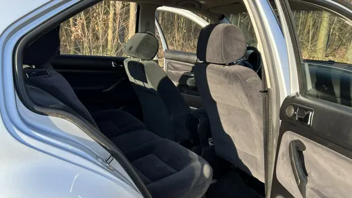 VOLKSWAGEN Bora -