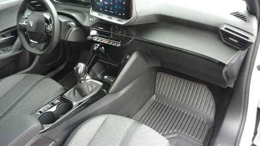 PEUGEOT 2008 -
