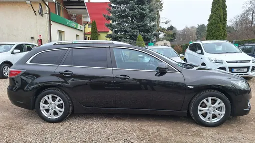 MAZDA 6 -