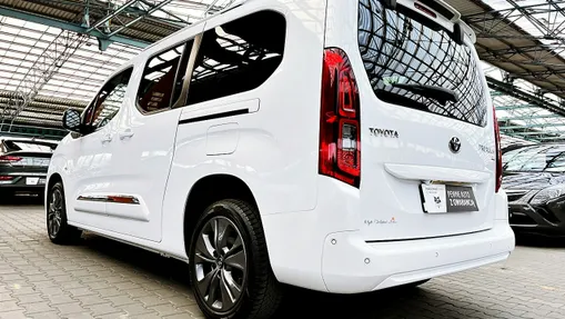 TOYOTA Proace City Verso -
