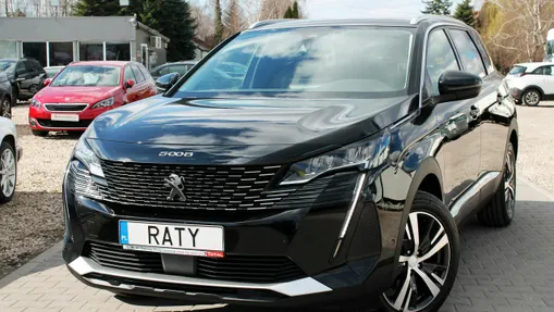 PEUGEOT 5008 -