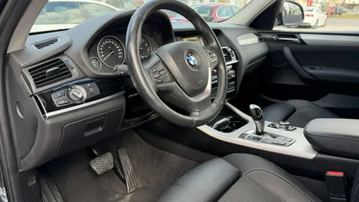 BMW X3 -