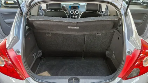 OPEL Corsa -