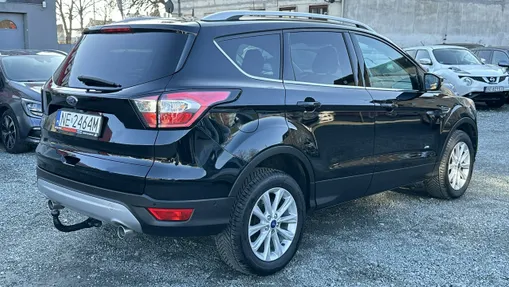 FORD Kuga -
