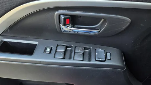 MAZDA 5 -