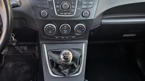 MAZDA 5 -
