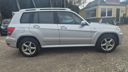 MERCEDES-BENZ GLK -